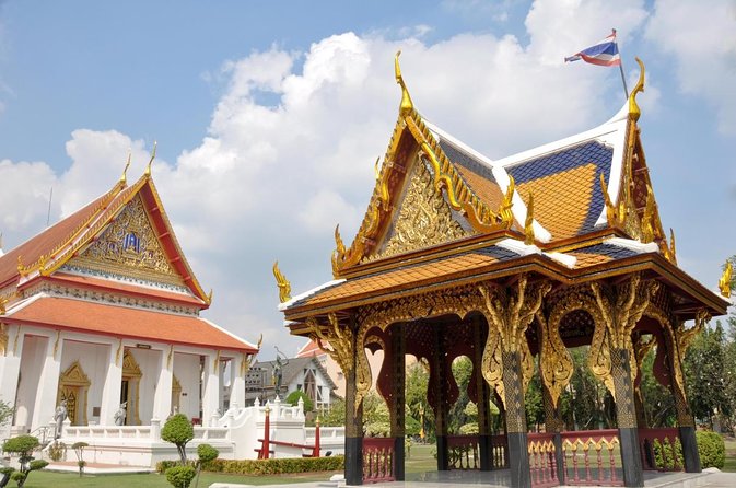 Bangkok Combo: Tuk Tuk App Pass, Chao Phraya Boat & E-sim - How the Bangkok Tuk-Tuk Pass Works