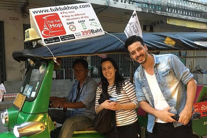 Bangkok Combo: Tuk Tuk App Pass, Chao Phraya Boat & E-sim - Pickup, Timing, and Finding the Start