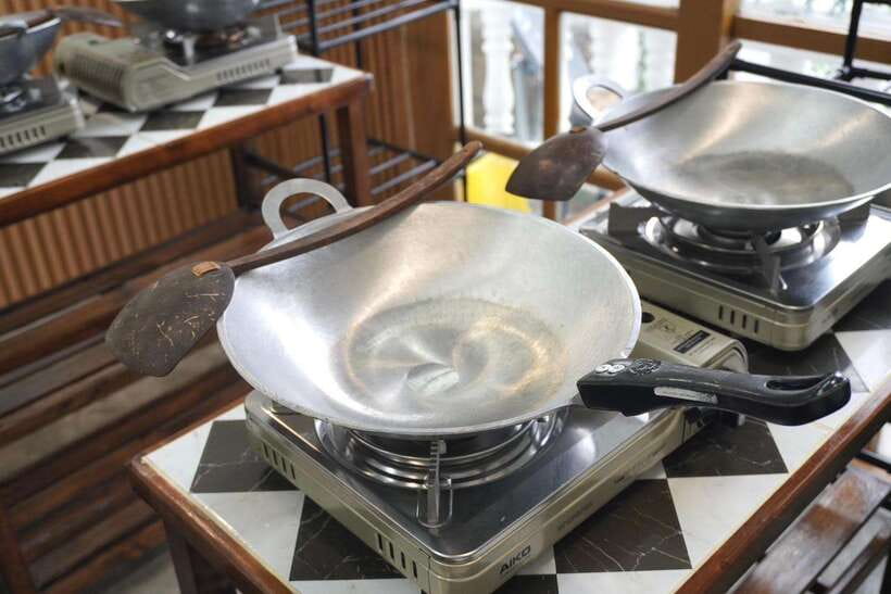 Bangkok Cooking Class : Traditional Thai dishes&Market Trip - What you really learn in the kitchen