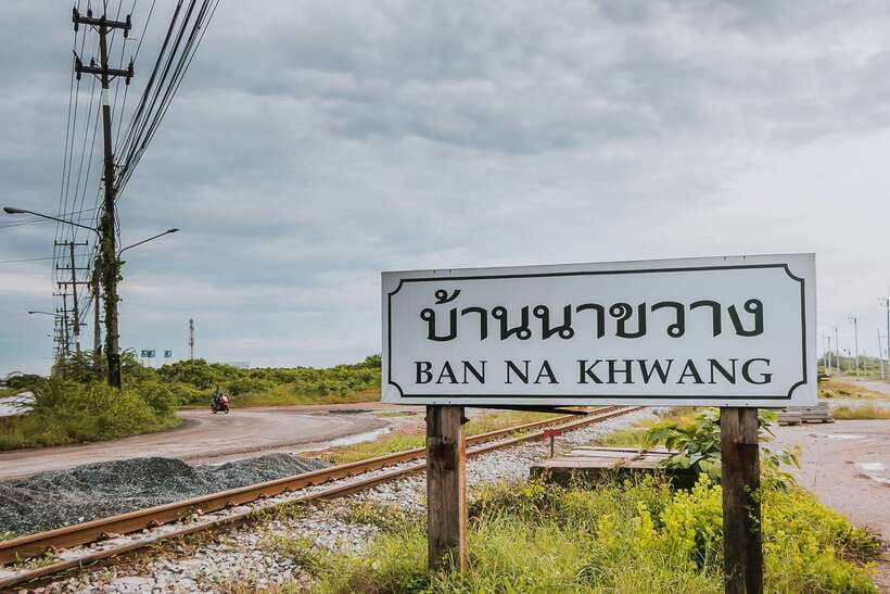 Bangkok: Damnoen Saduak Market and Maeklong Railway Market - The Guide and Transport Make the Difference