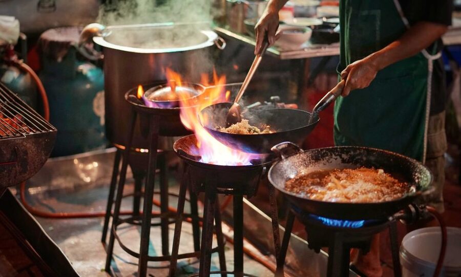 Bangkok: Discover a Taste of Chinatown – 2 Hr Walking Tour - Starting at Wat Mangkon MRT Exit 3