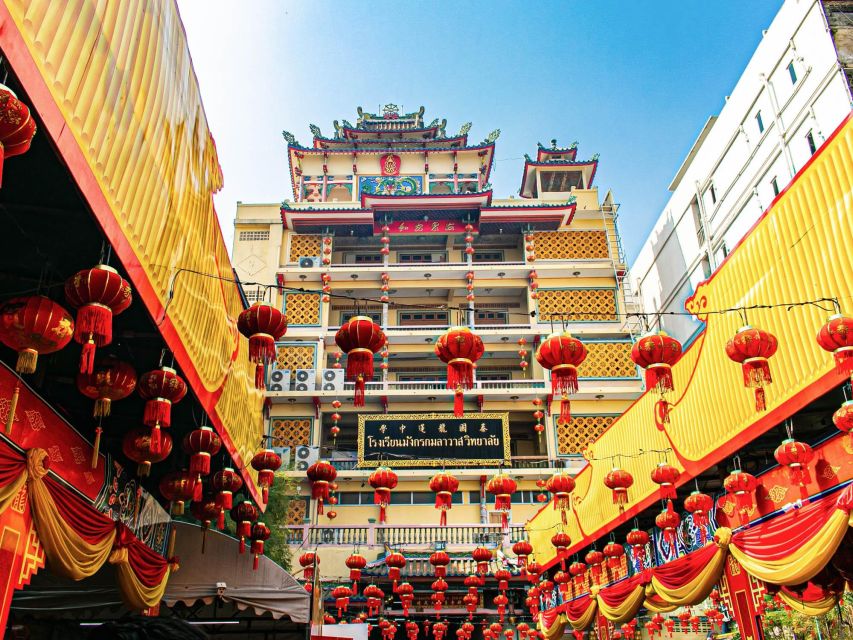 Bangkok: Discover a Taste of Chinatown – 2 Hr Walking Tour - Why the nine-person limit matters