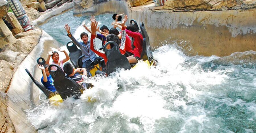 Bangkok: Dream World Entrance Ticket - What a day at Dream World feels like