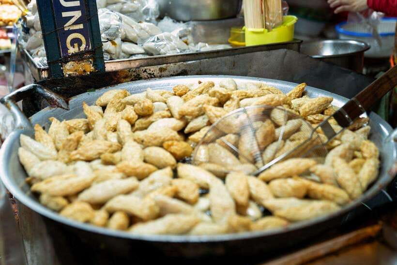 Bangkok Electric Tuk Tuk: Street Food & Markets - Eating your way through Wang Lang Market