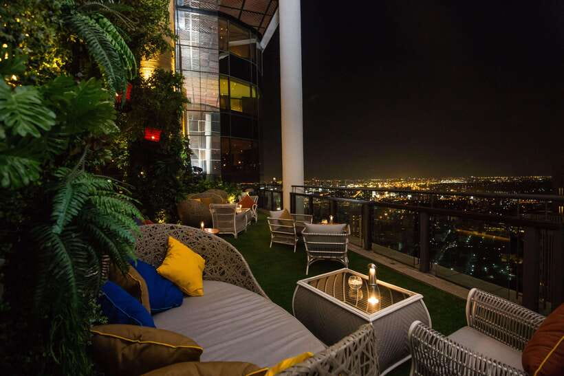 Bangkok: Enjoy Fine Thai Food with Panoramic Rooftop Views - Dress rules and the small details that matter