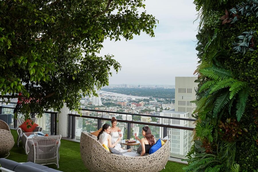Bangkok: Enjoy Fine Thai Food with Panoramic Rooftop Views - Who will enjoy this rooftop meal most