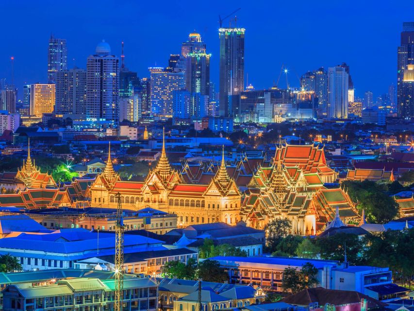 Bangkok: Evening Tour with Wat Arun, Wat Pho & Tuk Tuk Ride - Guides make the difference