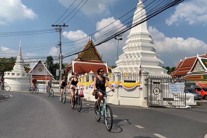 Bangkok Experiences Bike Tours-Backstreets and Hidden Gems - Talat Phlu and the first taste of local Bangkok