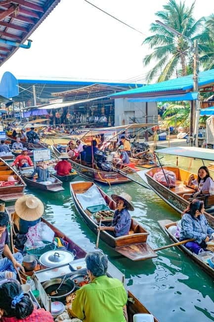Bangkok: Famous Markets and Dragon Temple Guided Day Tour - Why the railway market makes this day different