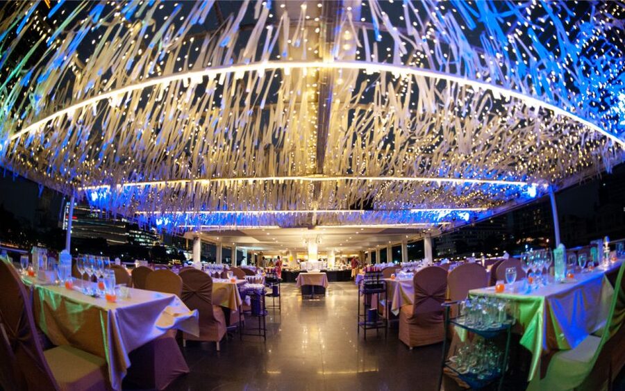 Bangkok: Grand Chao Phraya Dinner Cruise with Live Show - Why the Chao Phraya is best seen after dark
