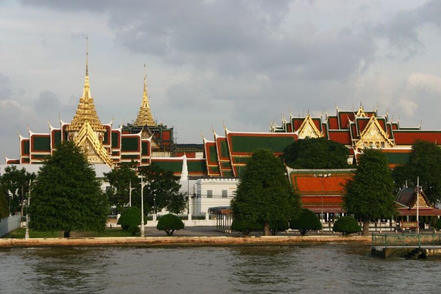 Bangkok: Grand palace and Iconic temple Half-Day Private - Why this four-hour route works in Bangkok