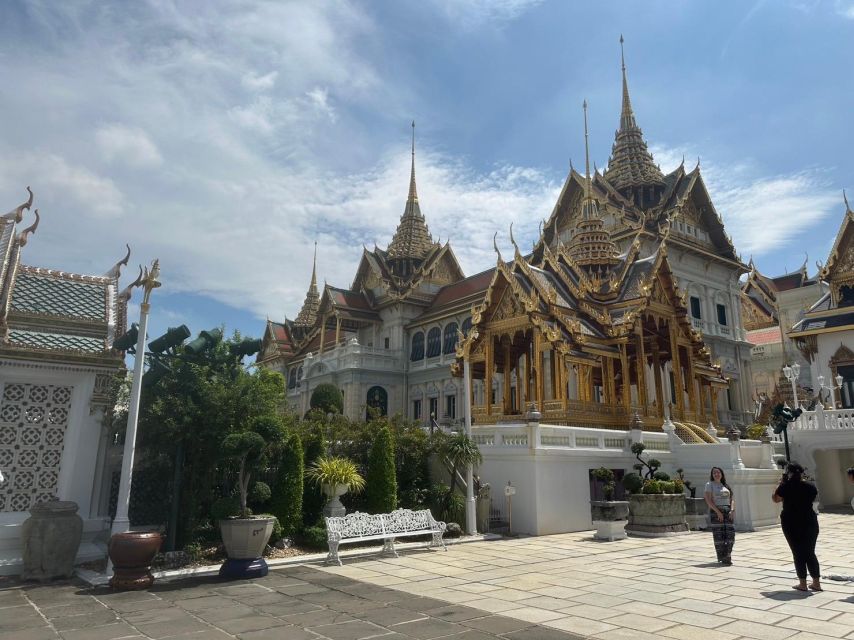 Bangkok: Grand palace and Iconic temple Half-Day Private - Who should book this temple tour