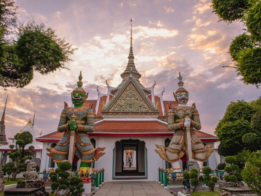 Bangkok: Grand Palace and Wat Arun Guided Walking Tour - Why this route works for a first Bangkok visit