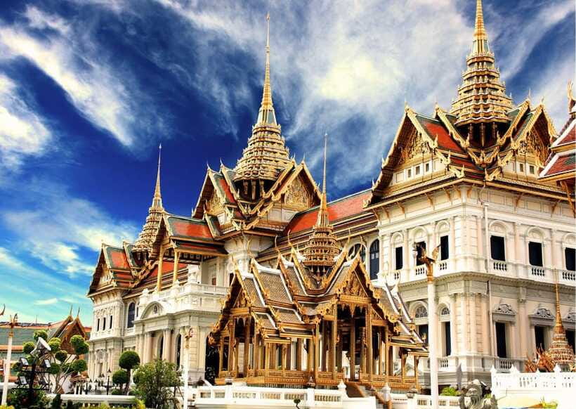 Bangkok: Grand Palace & Emerald Buddha Entry with Audioguide - Arts of the Kingdom Museum