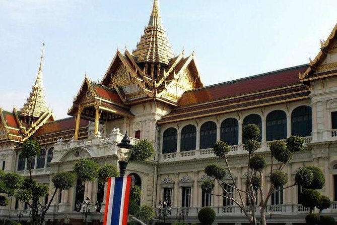 Bangkok Grand Palace Tour with Convenient Hotel Transfer - Crowds, pace, and the real feel of the visit