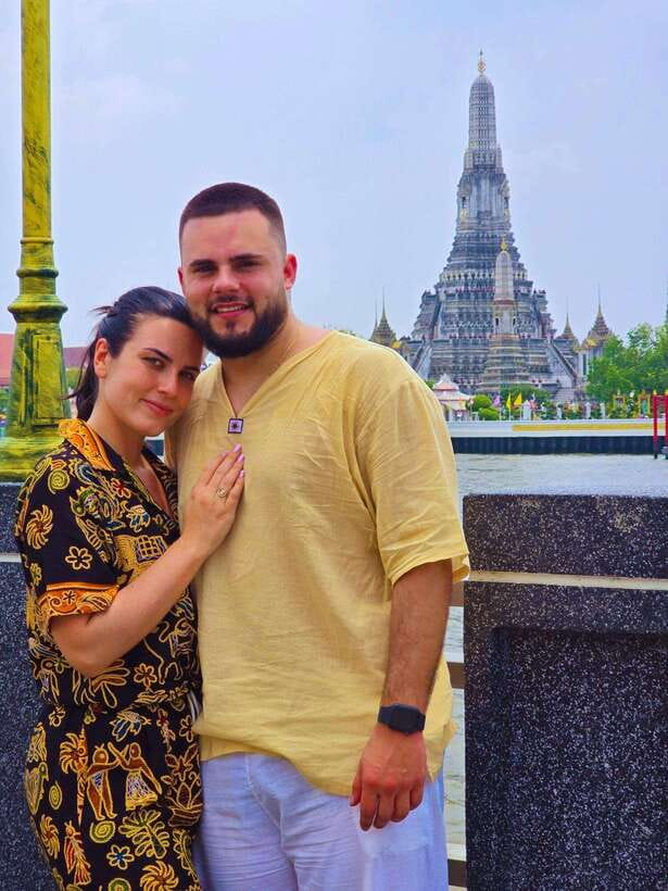 Bangkok: Grand Palace, Wat Pho, Wat Arun and Wat Sa Ket Tour - Starting with royal Bangkok at Wat Phra Kaew