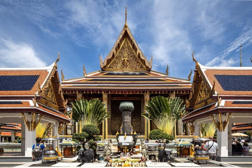 Bangkok: Grand Palace, Wat Pho, Wat Arun Sacred & Local Tour - The real price and what it buys you