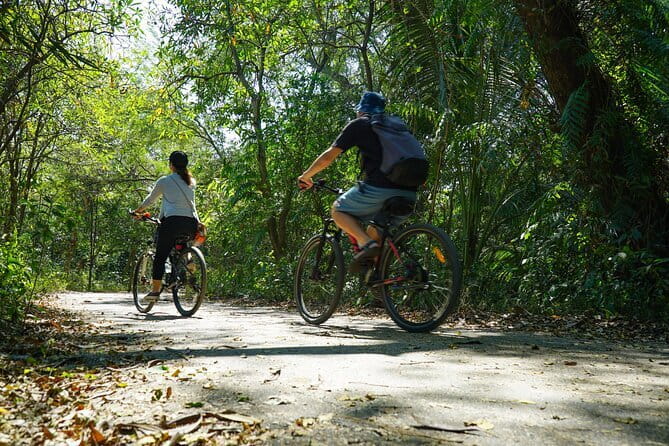 Bangkok Green Oasis Nature Bike Tour - Sri Nakhon Khuean Khan Park and Botanical Garden