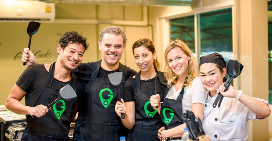 Bangkok: Half-Day Thai Cooking Class in Bangrak District - What the Chef Adds to the Lesson