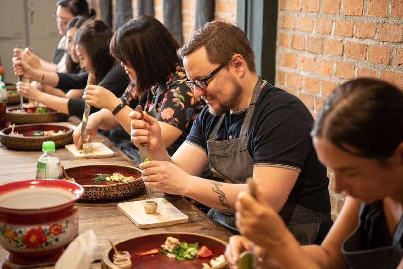 Bangkok: Hands-on Thai Cooking Class and Market Tour - What you cook on each day