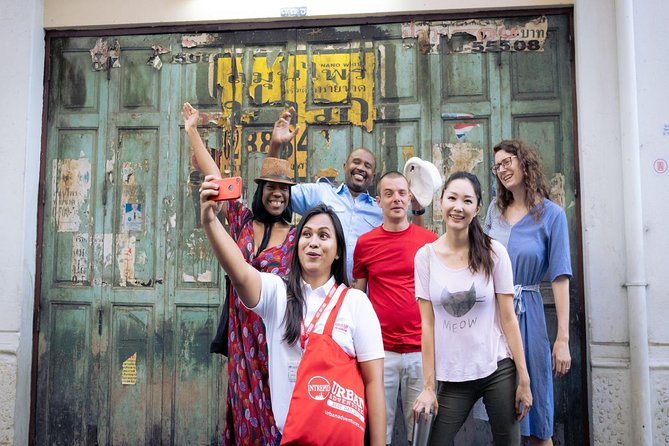 Bangkok Hidden Gems: Talad Noi, Chinatown & Street Food Tour - Food stops make the walk worthwhile