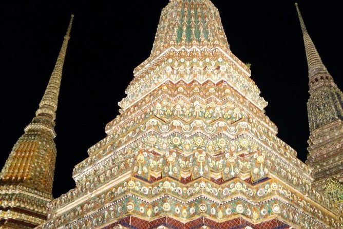 Bangkok Hidden Paths Night Biking Tour with Street-food Meal - The Grand Palace area and Bangkok’s temple side