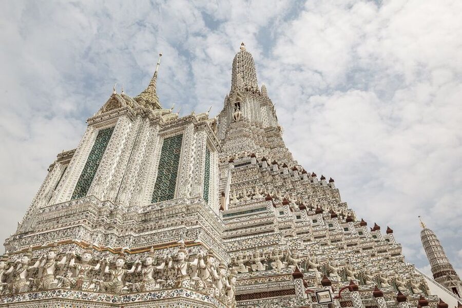 Bangkok: Historical Temples Tour & Hidden Bar at Sunset - Starting at Café Amazon near Sanam Chai