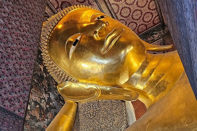 Bangkok History Temples Markets and Food Tasting - The Grand Palace and the changing royal district