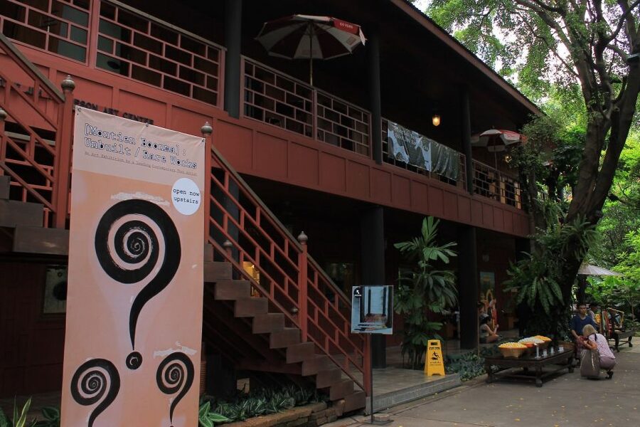 Bangkok: Jim Thompson House and Baan Krua Community Tour - Visiting Uncle Aood’s remaining family workshop