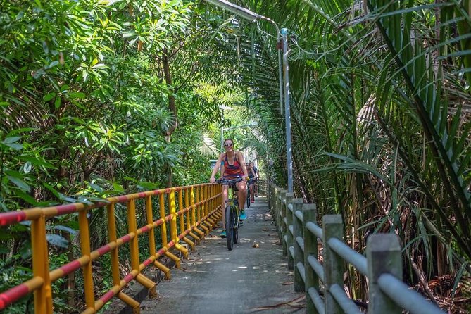 Bangkok Jungle Bike Tour - Hotel-pickup & Lunch - Sri Nakhon Khuean Khan Park and its botanical gardens