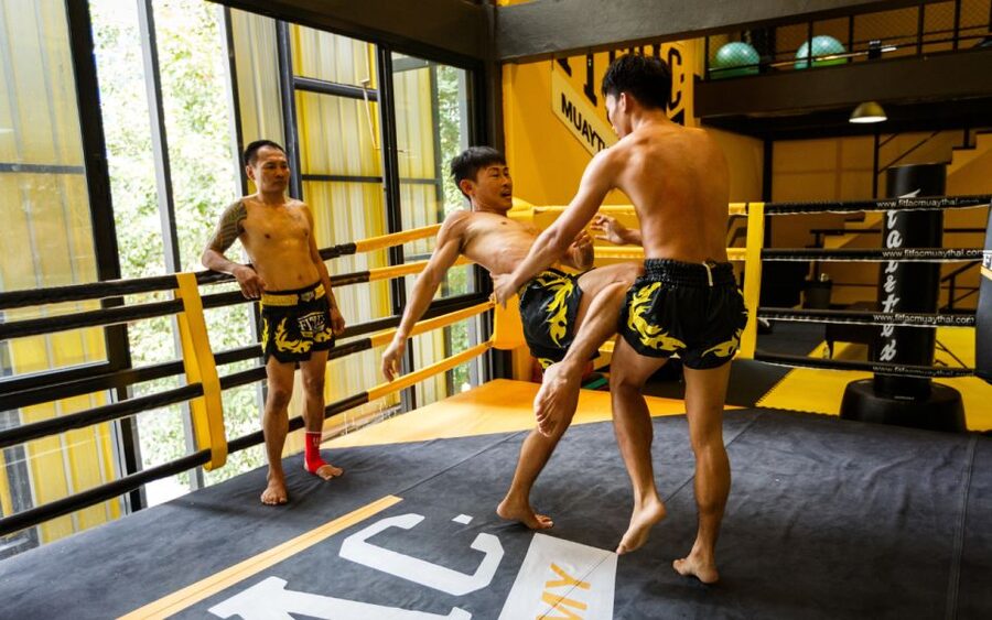 Bangkok: Learn 1-1 Muay Thai + Free Muaythai Shorts & Pickup - Practical value at $57 per person