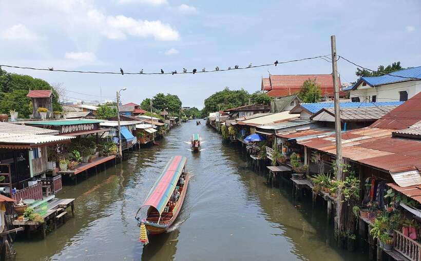 Bangkok: Longtail Boat Canal Cruise - Khlong Bang Luang and Baan Silapin