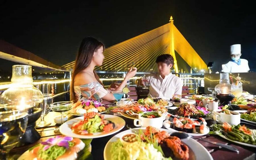 Bangkok: Luxury White Sunset or Dinner Cruise with Beer - The Golden Twilight option from Asiatique