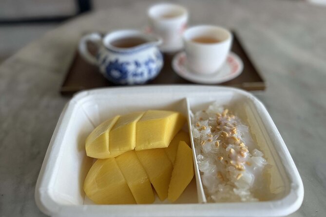 Bangkok Michelin Food Tour (3 Stops, 8 tastings) - Phra Nakhon serves the main Thai tasting stop