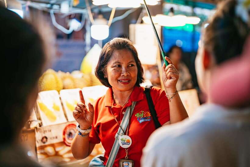 Bangkok: Michelin Guide Street Food Tour by Tuk Tuk - Who will enjoy this tour most