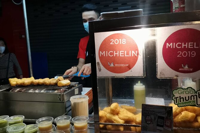 Bangkok: Michelin Guide Street Food Tour by Tuk Tuk - Fried rice with crab, lime, and chilies