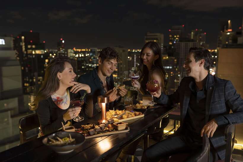 Bangkok: Mojjo Rooftop Lounge & Bar Food & Beverage Package - Why Mojjo works as a Bangkok evening plan