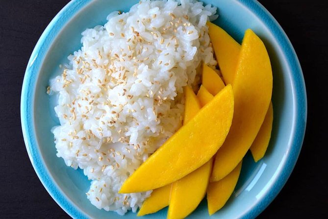 Bangkok Most Famous Food Experience (Private & All-Inclusive) - Finishing with mango sticky rice at Mango Tango