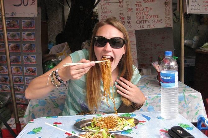 Bangkok Most Famous Food Experience (Private & All-Inclusive) - Guides, flexibility, and the human side of the day