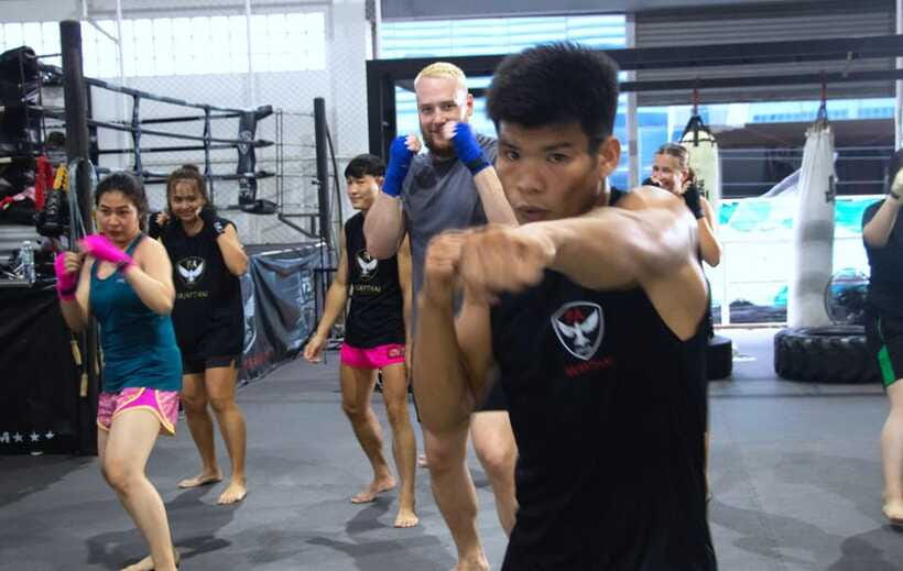 Bangkok: Muay Thai Boxing Introduction Class for Beginners - Why beginners and families fit well here