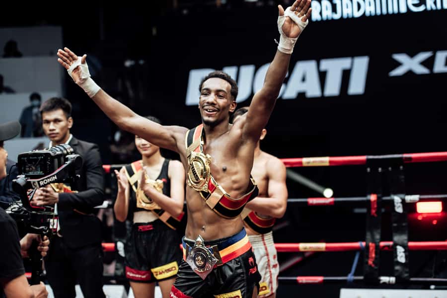 Bangkok: Muay Thai Boxing Tickets at Rajadamnern Stadium - Wai Kru, Mongkol, Prajied, and Piphat music