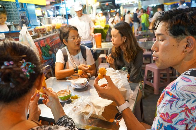 Bangkok Night Michelin Foodie Tour in Chinatown with 15+ tastings - Dessert: fried doughnuts or mango sticky rice