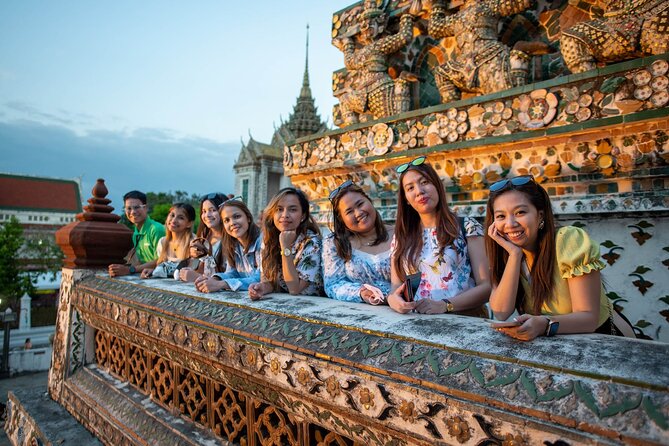 Bangkok Night Tour: Wat Arun, Wat Pho, Chinatown & Tuk Tuk Ride - Why this evening route works in Bangkok