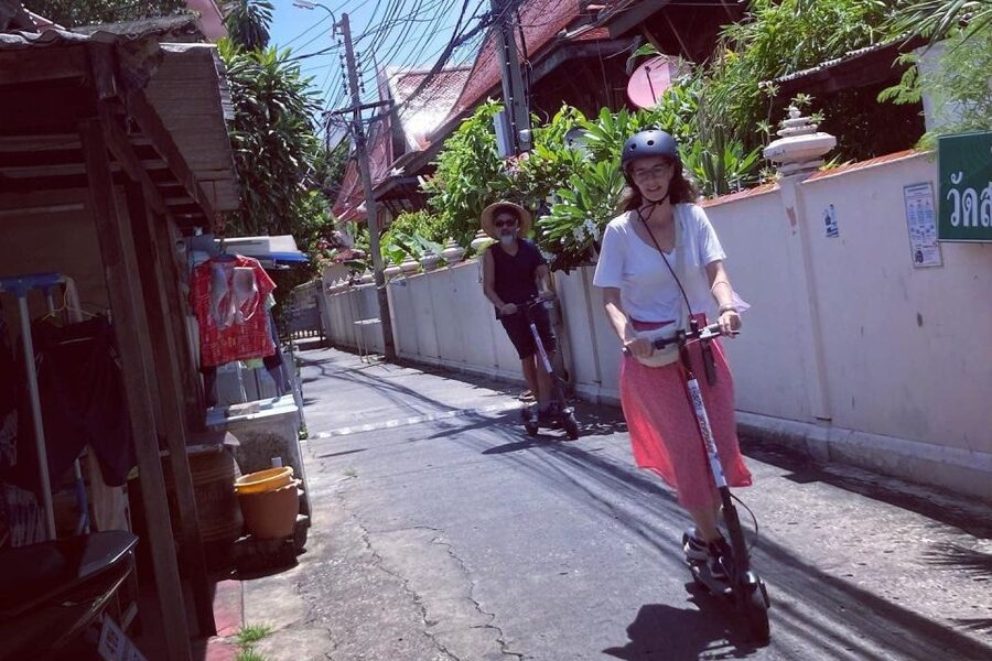 Bangkok : Old City Guided E-Scooter &/or Bike Tour - Quiet lanes, markets, and local neighborhoods