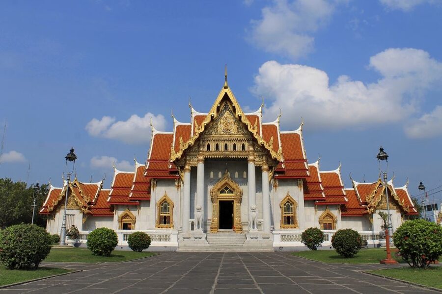 Bangkok: Private Thonburi Longtail Boat Tour & Wat Pho Visit - Hotel Pickup Saves Time, With a Few Boundaries