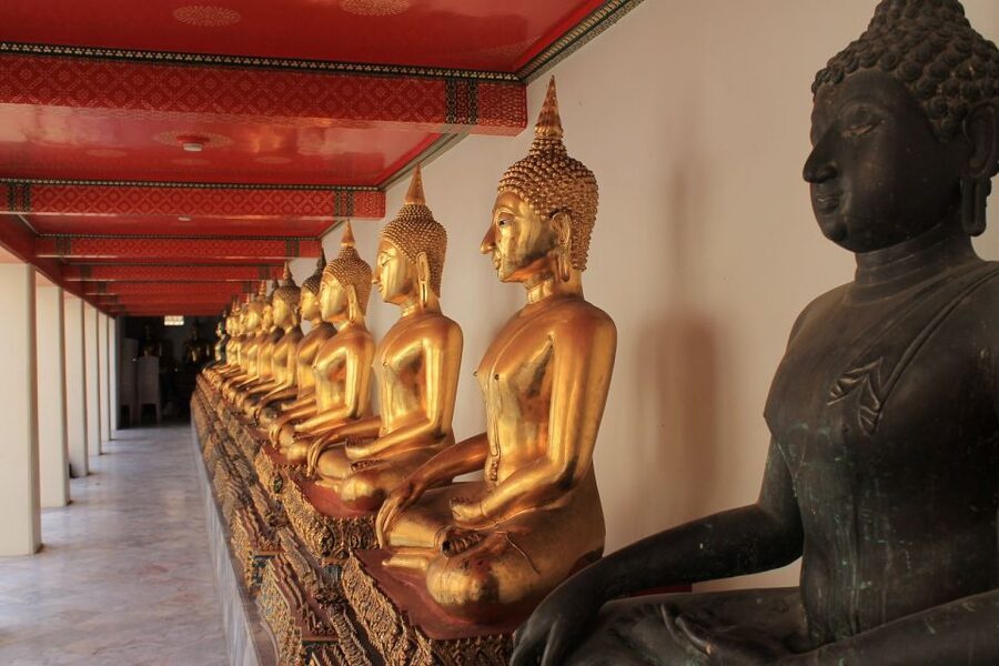 Bangkok: Private Thonburi Longtail Boat Tour & Wat Pho Visit - Should You Book the Thonburi and Wat Pho Tour?