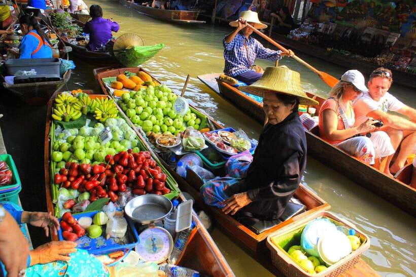 Bangkok: Railway and Floating Market Tour with Dragon Temple - What is included and what costs extra