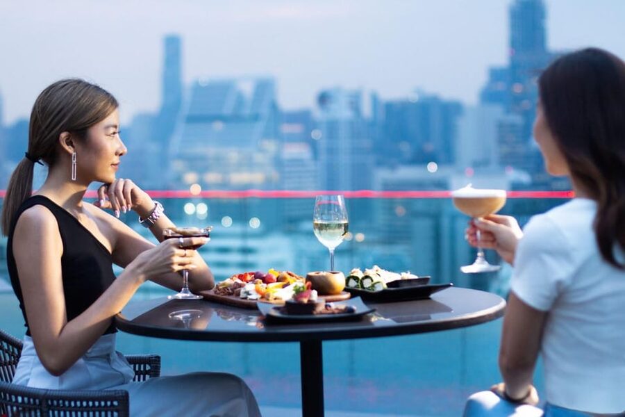 Bangkok: RedSquare Rooftop Bar at Novotel Sukhumvit 4 - RedSquare’s 24th-floor view of Bangkok