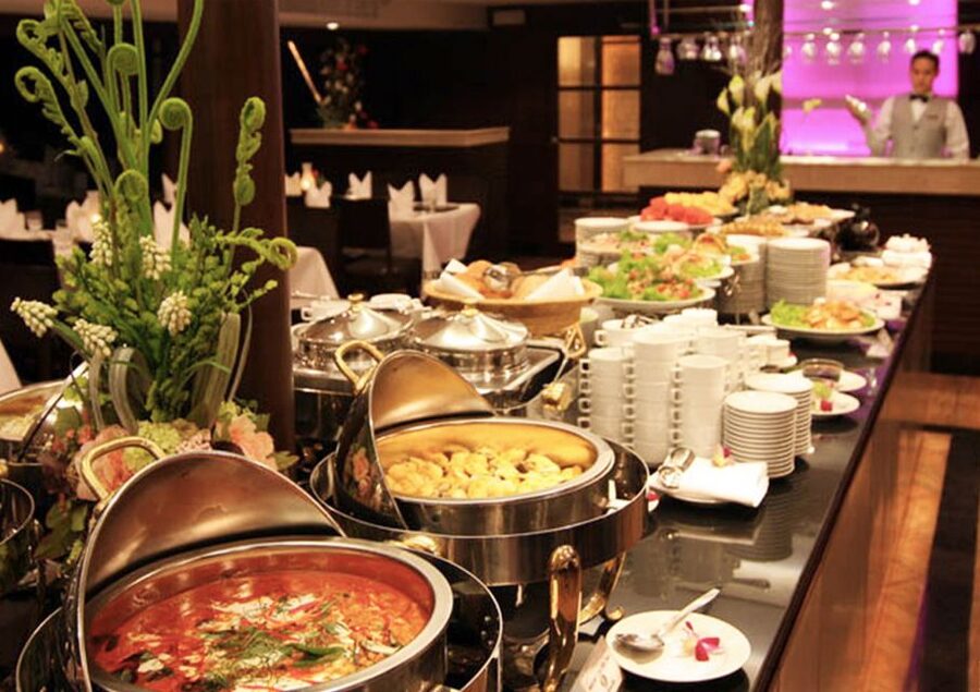 Bangkok: River Dinner Cruise on the Chao Phraya Princess - Should you book the Chao Phraya Princess?