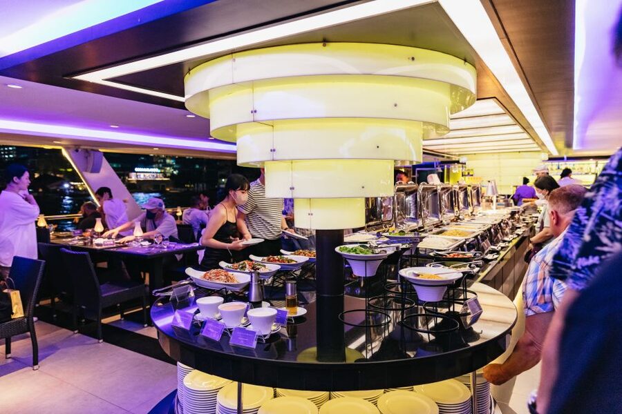 Bangkok: River Dinner Cruise on the Chao Phraya Princess - What you see along the Chao Phraya